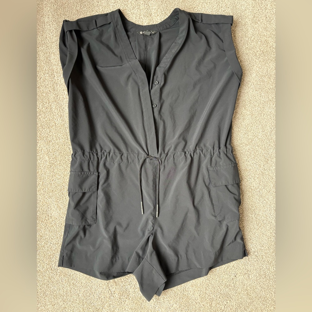 Athleta Black Jumper